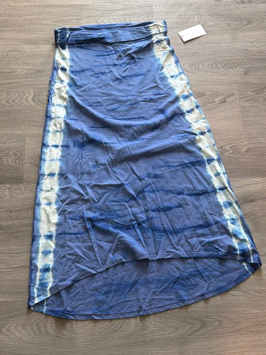 Jessica Simpson Dresses & Skirts - NWT Jessica Simpson size XL stretch knit tie dye skirt